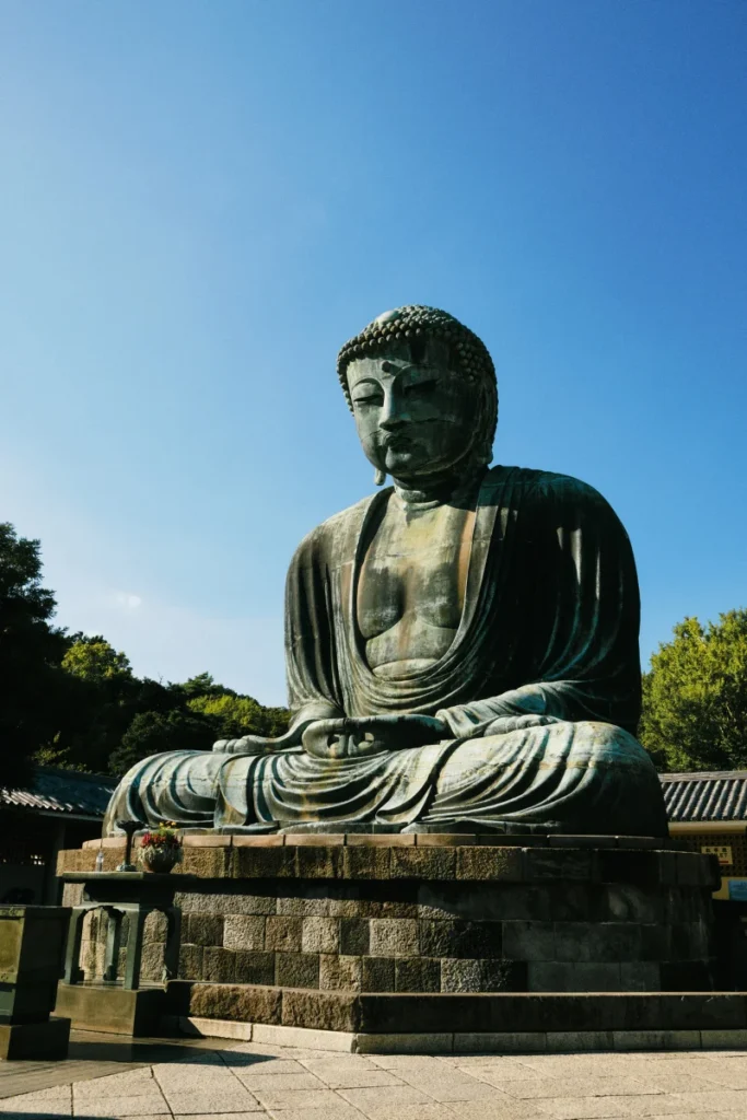 Qué ver en Japón: Estatua del Gran Buda de Kamakura al aire libre, Japón espiritual