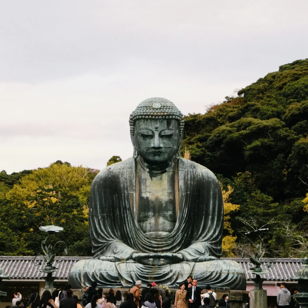 Agencia de viajes a Japón recomienda: exploración cultural en Japón con visita al Gran Buda de Kamakura