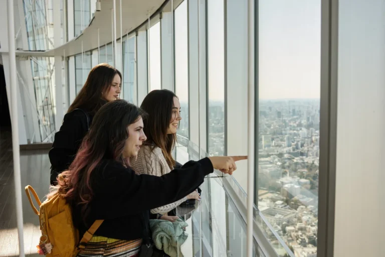 agencia de viajes a Japón con asistencia durante el viaje